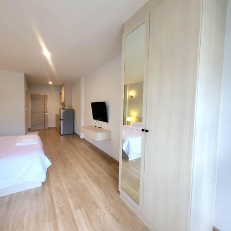 Pipp Residence Bangkok Bagian luar foto